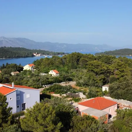 Anita, * Korcula Town