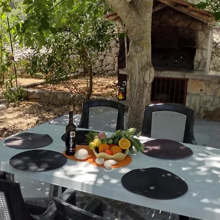 Anita, Apartman *